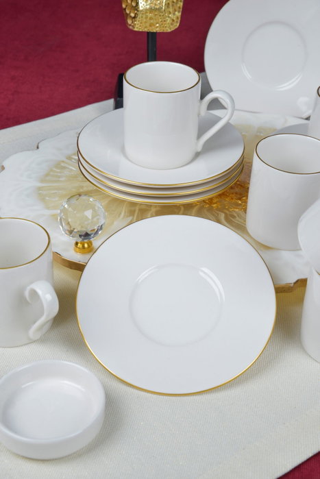 Hermia Hayal Altın Juego de tazas de café Blanco y dorado
